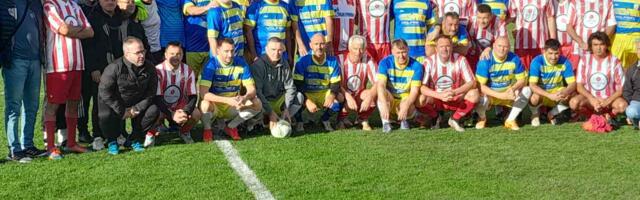 Odigrana utakmica legendi vranjskog fudbala i veterana Zvezde FOTO