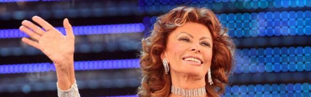 (FOTO) Sofija Loren ima srpsku snajku! Sin čuvene glumice oženjen našom glumicom koja je "bacila" Holivud pod noge