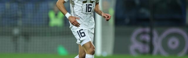 GRUJIĆ NA METI NAVIJAČA I TRENERA: Nikolić poručio – Treba mi mašina, ne neko ko gubi fokus!