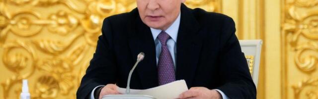 Putin se ponosi ledolomcima
