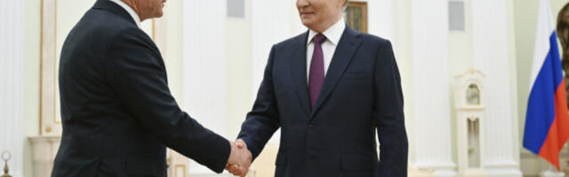 ŠTA SE DOGODILO U KREMLJU? Posle pet sati završeni razgovori Putina sa Vitkofom i Kušnerom! RUSI SE OGLASILI SAMO JEDNOM REČENICOM!