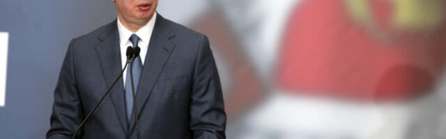 MOĆNA PORUKA PREDSEDNIKA SRBIJE: Vučić: Srbija pobeđuje samo kada vredno radimo! (FOTO)