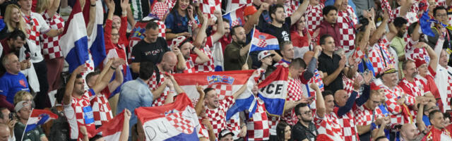 SRAMOTNO DIVLJANJE HRVATA: Rukometaši slavili medalju uz Tompsona na aerodromu! (VIDEO)