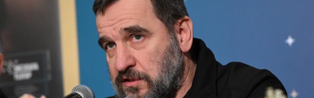 NAŠ PROSLAVLJENI PEVAČ JE KUM NENADA JEZDIĆA: Glumac otkrio da njegove pesme ne sluša - Nikada ih ne biste povezali