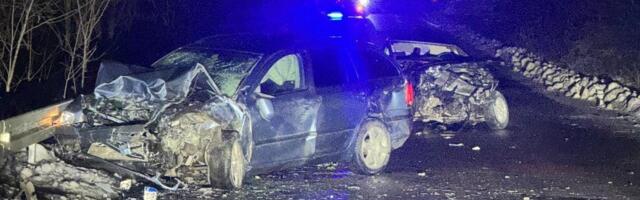 U STRAVIČNOJ NESREĆI U NOVOM PAZARU ČETVORO POVREĐENIH: Detalji teškog udesa na gradskoj zaobilaznici, objavljene prve fotografije s mesta sudara (FOTO)