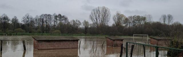 Godina uveliko počela, kad će ćišćenje zatrpanih kanala?