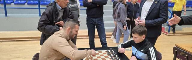 "SPORT JE VIŠE OD REZULTATA, UČI NAS DA BUDEMO LJUDI" Štefanekova poruka deci na Malom sajmu sporta u Bajinoj Bašti