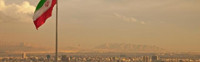 IRAN POGUBIO MUŠKARCA: Optužen da je bio povezan sa Mosadom i za izazivanje požara u džamiji u Teheranu (FOTO)