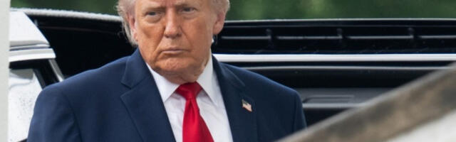 „Њујорк тајмс”: Трамп завршио састанак о споразуму са Ираном без донете одлуке