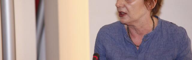 Riha isprozivala blokadere sa Poljoprivrednog: Treba vam šire obrazovanje, da ste bar nešto pročitali! (FOTO)