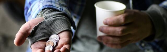 Jezivo iživljavanje! Tukao ženu, pretio joj smrću, 12 godina je terao sa decom da prosi - horor počeo u Novom Pazaru, nastavio se u Crnoj Gori