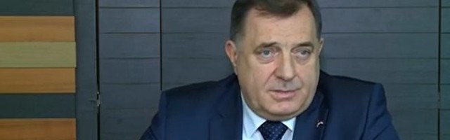 "Sprovodimo odluke Narodne skupštine u čijem su donošenju učestvovale sve parlamentarne partije u Republici Srpskoj"