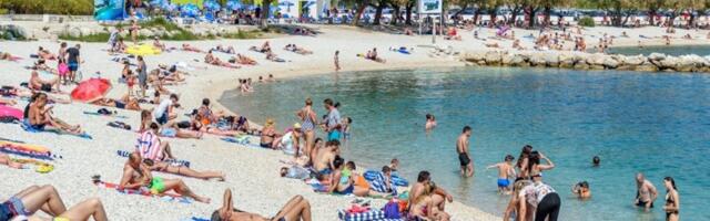 HOROR na Jadranu: Turista snimio GROZOTU (VIDEO)