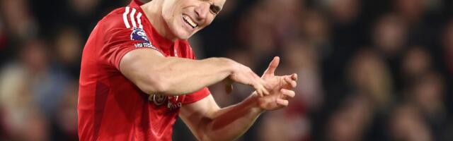 Notingem srušio Liverpul, pa se javio slikom Milenkovića zbog moćnog rekorda