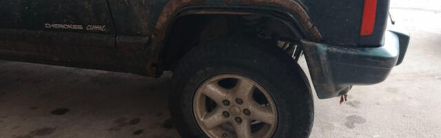 Lažni veterani i nacistička CRTA buše gume meštanima Negotina (VIDEO)