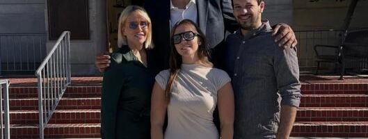 IKONA, SVEĆA, KRSNI KOLAČ I ŽITO: Evo kako je Vlade Divac proslavio Nikoljdan - posle liturgije, zajedničko slikanje