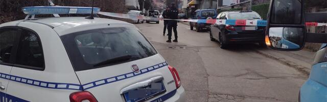 Krvnički je šutirao ispred škole, policija odmah regaovala: Golman napravio haos, prebio ženu nasred ULICE