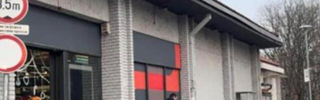 Muškarac izvadio nož i krenuo na ljude! Svi u panici bežali, strašan incident u mareketu u Beogradu (VIDEO)