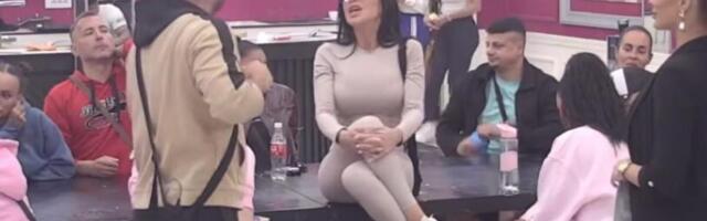 ASMIN ŠOKIRAO OBEĆANJEM: Tvrdi da će tek imati vrele akcije dok Stanija spava u istoj sobi, ona brutalno odgovorila