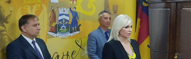 Mihajlovićeva u Vranju: Prijemi ubuduće i u drugim gradovima, rešavaćemo konkretne probleme