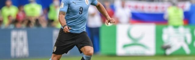 Suarez u suzama: Teško mi je ovo da kažem (VIDEO)