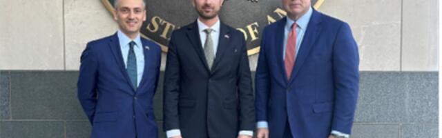 PREDSEDNIK PUPIN INICIJATIVE VUK VELEBIT RAZGOVARAO SA METJUOM VITAKEROM: Razgovor posvećen daljem produbljivanju bezbednosne saradnje između Srbije i SAD