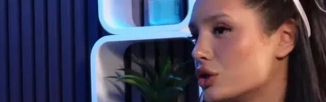 NINA ĐOGANI POKAZALA RASNE OBLINE: Ćerka Gagija i Anabele zavodi u uskom trikou - Mučila muku sa kilogramima, pa RASPAMETILA promenom