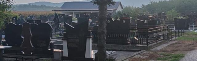 "Nije obijeno samo 35 grobnica!": Šokantna ispovest devojke čija je porodična grobnica na Mokroluškom groblju bila na meti lopova (VIDEO)