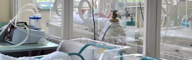 U leskovačkom porodilištu rođeno čak 13 beba u jednom danu, među njima i trojke