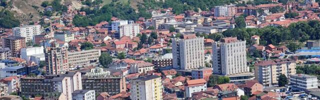 Novi Pazar: Preko 1.000 zahteva za priključenje nelegalnih objekata na komunalnu infrastrukturu