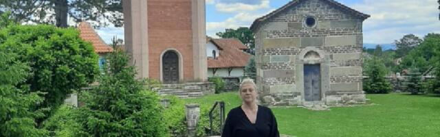 "PRIZNAM MUŽU KAD SE ZALJUBIM U DRUGOG" Voditeljka šokirala detaljima iz braka: "On mi sve oprašta"
