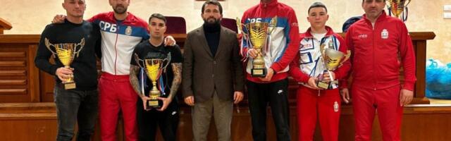 Bokserski savez Srbije uručio godišnje nagrade: Sara Ćirković i Rastko Simić najbolji seniori u 2025.