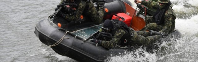 SAJ I VOJSKA UPALI, TAOCI OSLOBOĐENI: Uspešno održana vojno-policijska vežba na poligonu Orešac