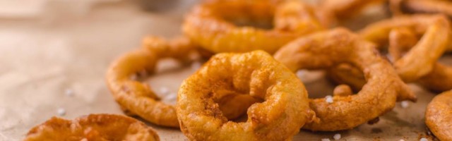 Hrskavi kolutići od luka kao iz pravih američkih restorana - ukus će vas raspametiti