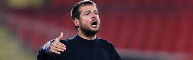 Nenad Lalatović kao Tom Kruz