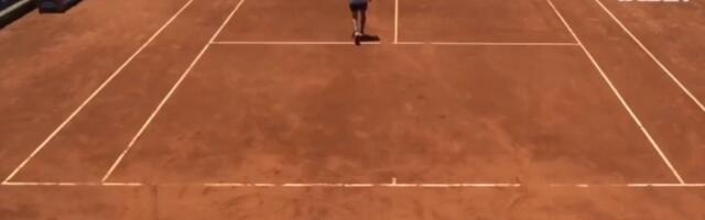 Skandal na teniskom terenu: Gubio ubedljivo, suočio se sa meč loptom, pa napravio nesportski potez