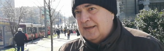 "Spisak umrlih lekara čitati svaki dan na televizijama" (VIDEO)