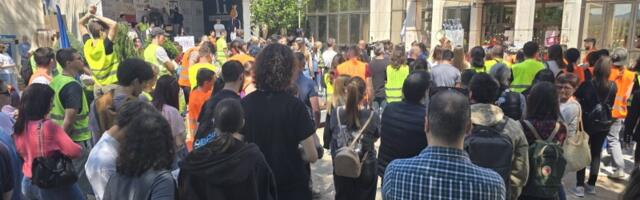 PROTEST studenata Ekonomskog, Pravnog i PMF-a zbog početka onlajn nastave:  Blokade nisu gotove, do ispunjenja zahteva  (FOTO)