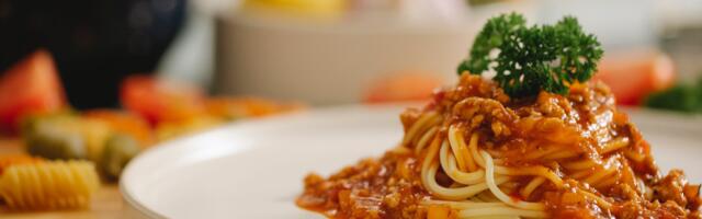 Sređena od glave do pete i majstor u kuhinji: Naša najpopularnija voditeljka je majstor za pastu bolonjeze