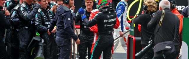 TINEJDŽER ISPISAO ISTORIJU U ŠANGAJU! Italija je ovo čekala 20 godina: Klinac iz Bolonje zabeležio prvu pobedu u F1