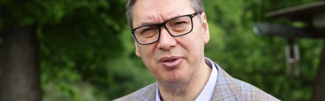 "DANAS JE SRBIJA USPEŠNA ZEMLJA" Vučić: MOL će morati da drži otvorenom Rafineriju u Pančevu ako hoće da kupi NIS