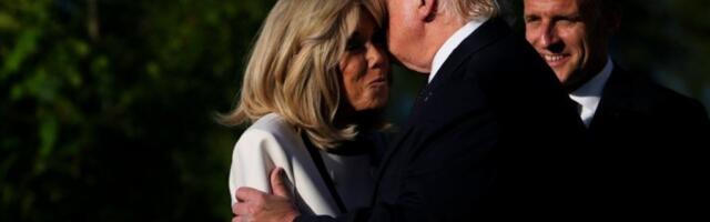 TRAMP ZGRABIO BRIŽIT, MAKRON GLEDAO! O ovom potezu američkog predsednika sada svi PRIČAJU - bilo je malo i NEPRIJATNO! (FOTO, VIDEO)