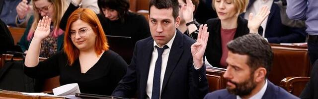Šapić obećao besplatne udžbenike, ali bi da ih plati 2024.