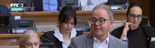 "Vlast uz pomoć fantomskih organizacija predlaže Vučićeve "lojaliste" za Savet REM"