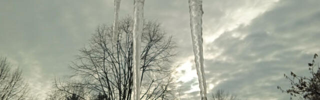Сутра облачно и хладно, понегде са слабим снегом