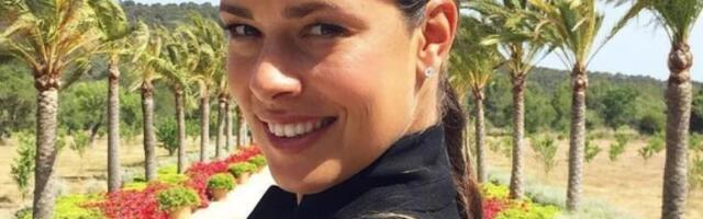 LJUBAVNA VEZA ANE IVANOVIĆ I ČUVENOG SRPSKOG KOŠARKAŠA: Fotografija koja je zapalila društvene mreže