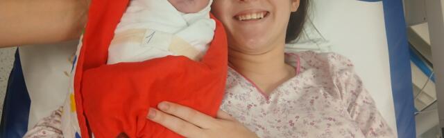 Prva beba u Leskovcu u ovoj godini je devojčica