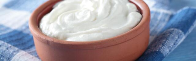 Najbolji recept za domaći jogurt: Pravi se od samo dva sastojka, kremast je i gust kao grčki