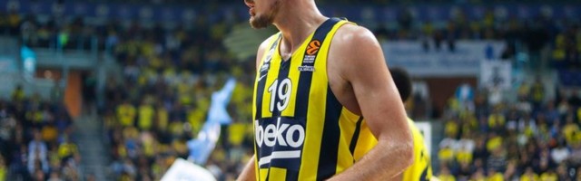 Pao važan potpis u Istanbulu: De Kolo ostaje u Feneru