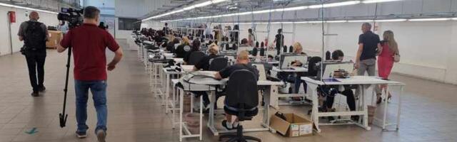 Radnici javljaju: U Aunde u Leskovcu upravo dele otkaze